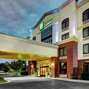 Express Richmond Airport By Ihg Сандстон
